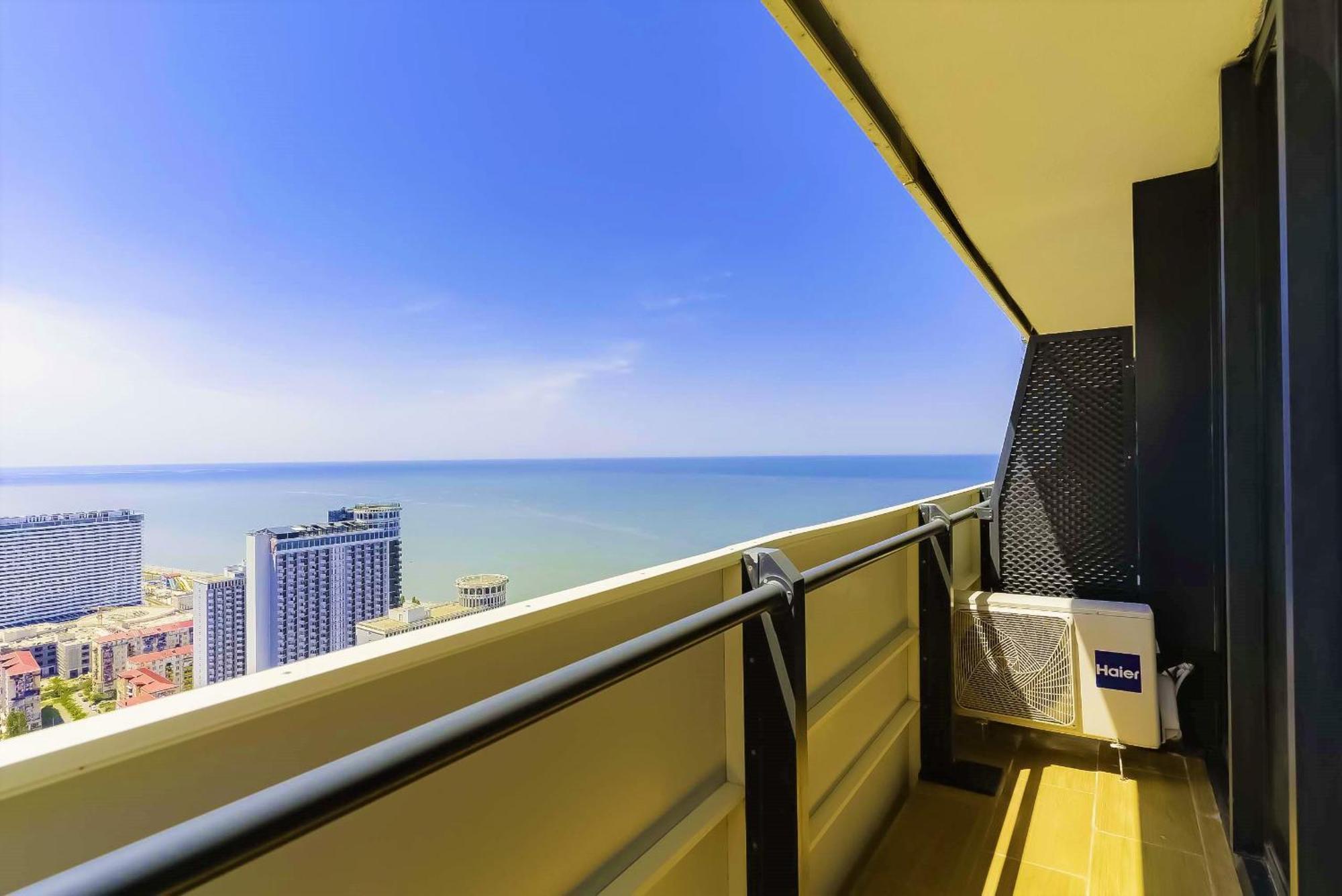 Elegance Sea View Aparthotel In Orbi City باتومي المظهر الخارجي الصورة